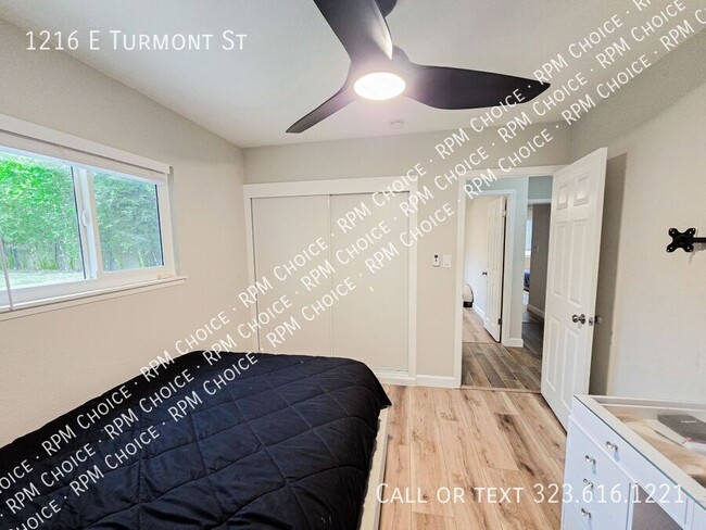 Building Photo - 1216 E Turmont St