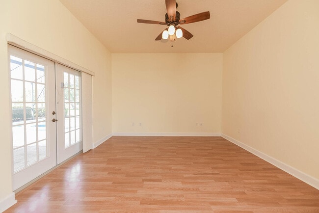 Building Photo - 4068 Gardenwood Cir