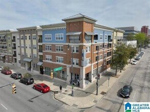 Building Photo - 401 20th St S