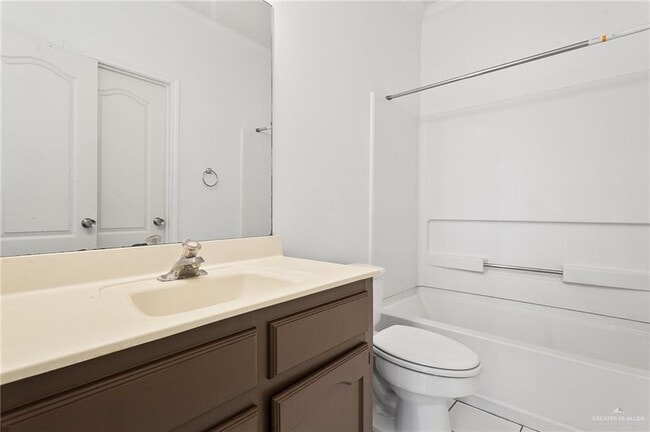 Building Photo - 1530 W Hall Acres Rd