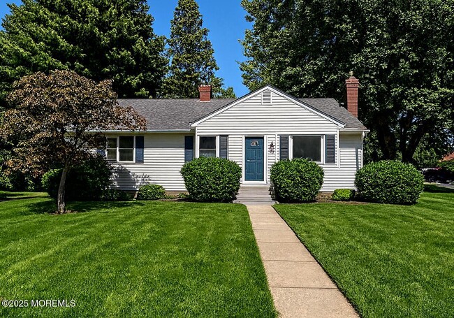 Primary Photo - 361 Meadowbrook Ave
