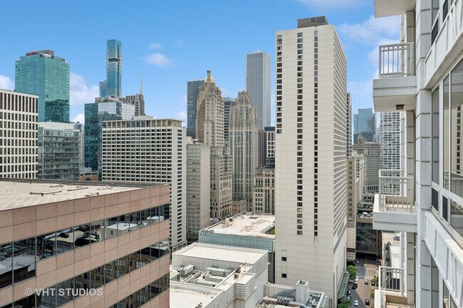 Building Photo - 55 E Erie St