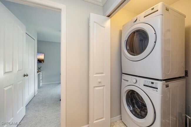 Building Photo - 13040 Castle Harbour Dr