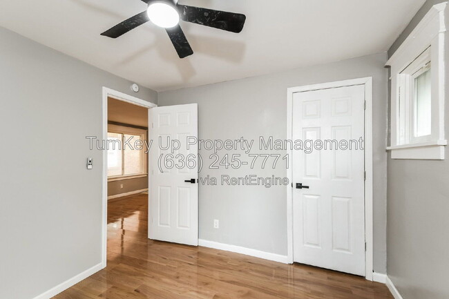 Building Photo - 3518 Maywood Ave