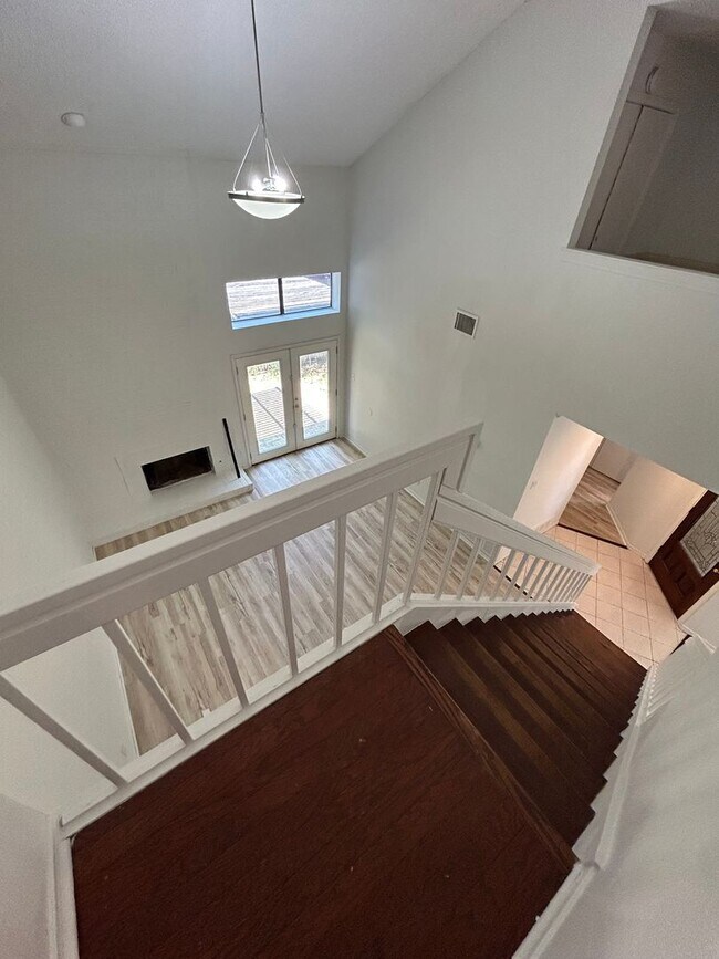 Building Photo - 3712 Pulsar Dr
