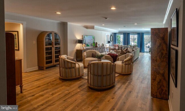 Building Photo - 13230 Falls Rd