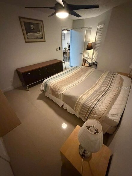 Building Photo - 11514 Westwood Blvd