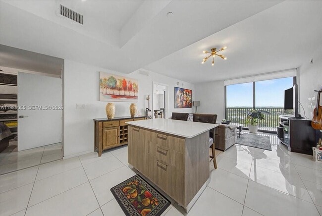 Building Photo - 5252 NW 85th Ave