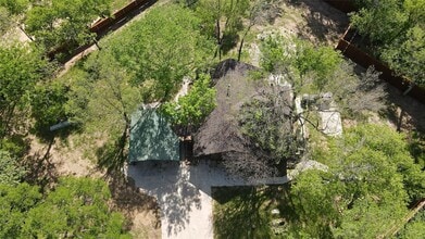 Building Photo - 4875 E Williams Spring Rd