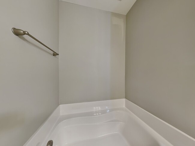 Building Photo - 506 Holden Forest Dr
