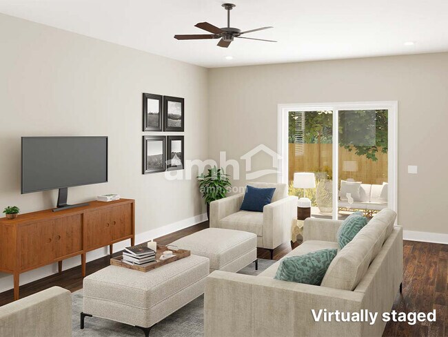 Building Photo - 5040 Hudson Vly Dr