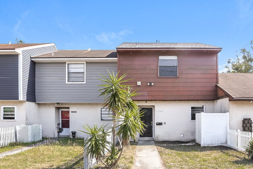 Building Photo - 7656 Arble Dr