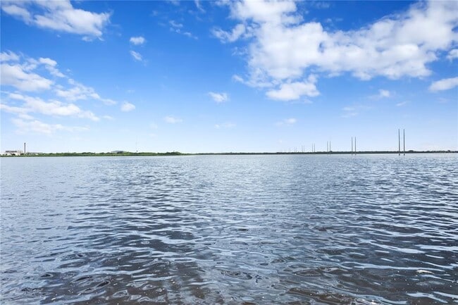 Building Photo - 1305 S 26th St