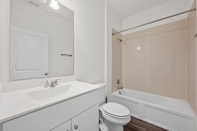 Building Photo - 200 Gemsbok Rd