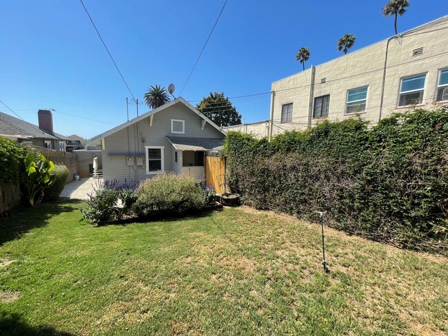 Building Photo - Private Yard in Downtown Ventura