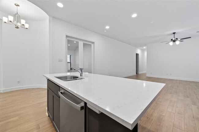 Building Photo - 27214 Butterfly Mint Ln