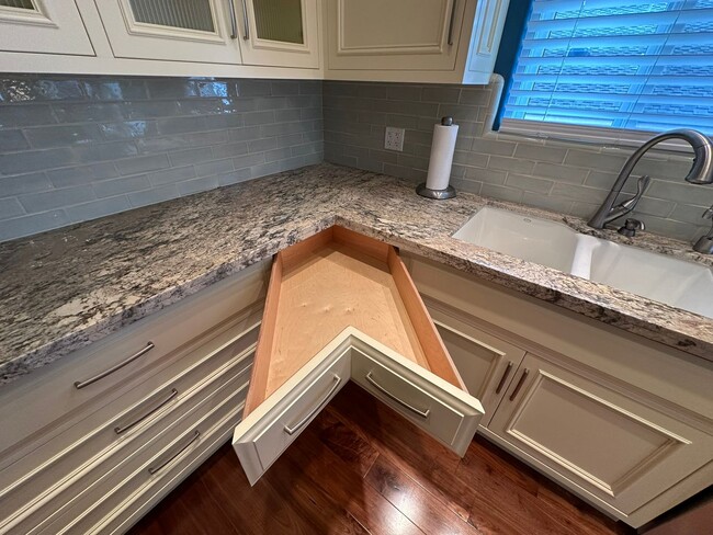 Building Photo - Upscale Morro Bay home with great views