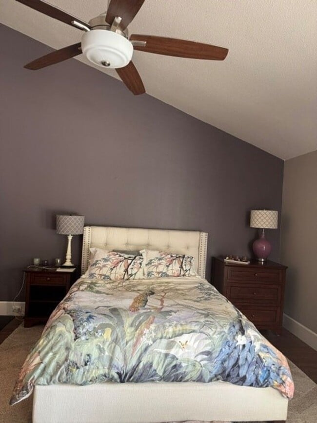 Building Photo - Gorgeous 3-Bedroom House in Gold River wit...