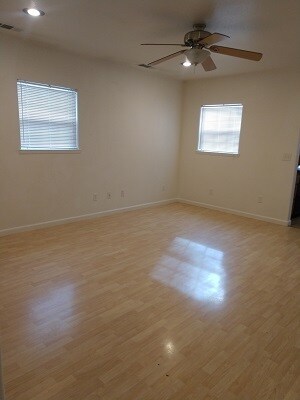 Building Photo - 1403 N Cherry St