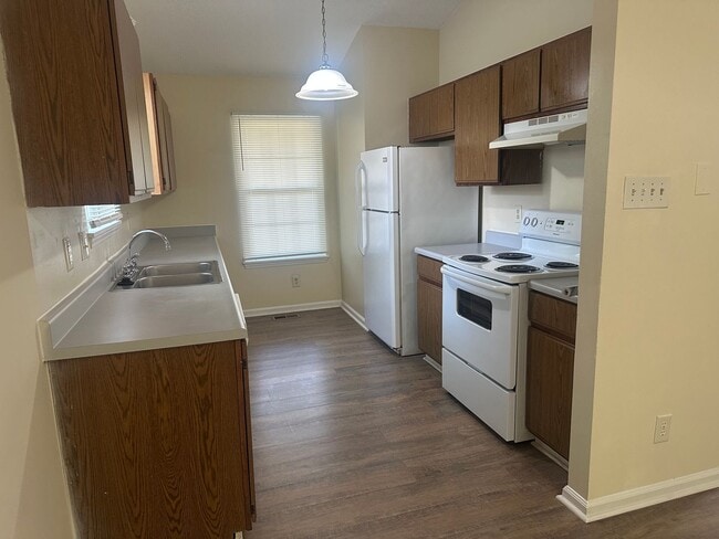 Building Photo - 3BR, 2BA Durham Home with Deck and LVP Flooring