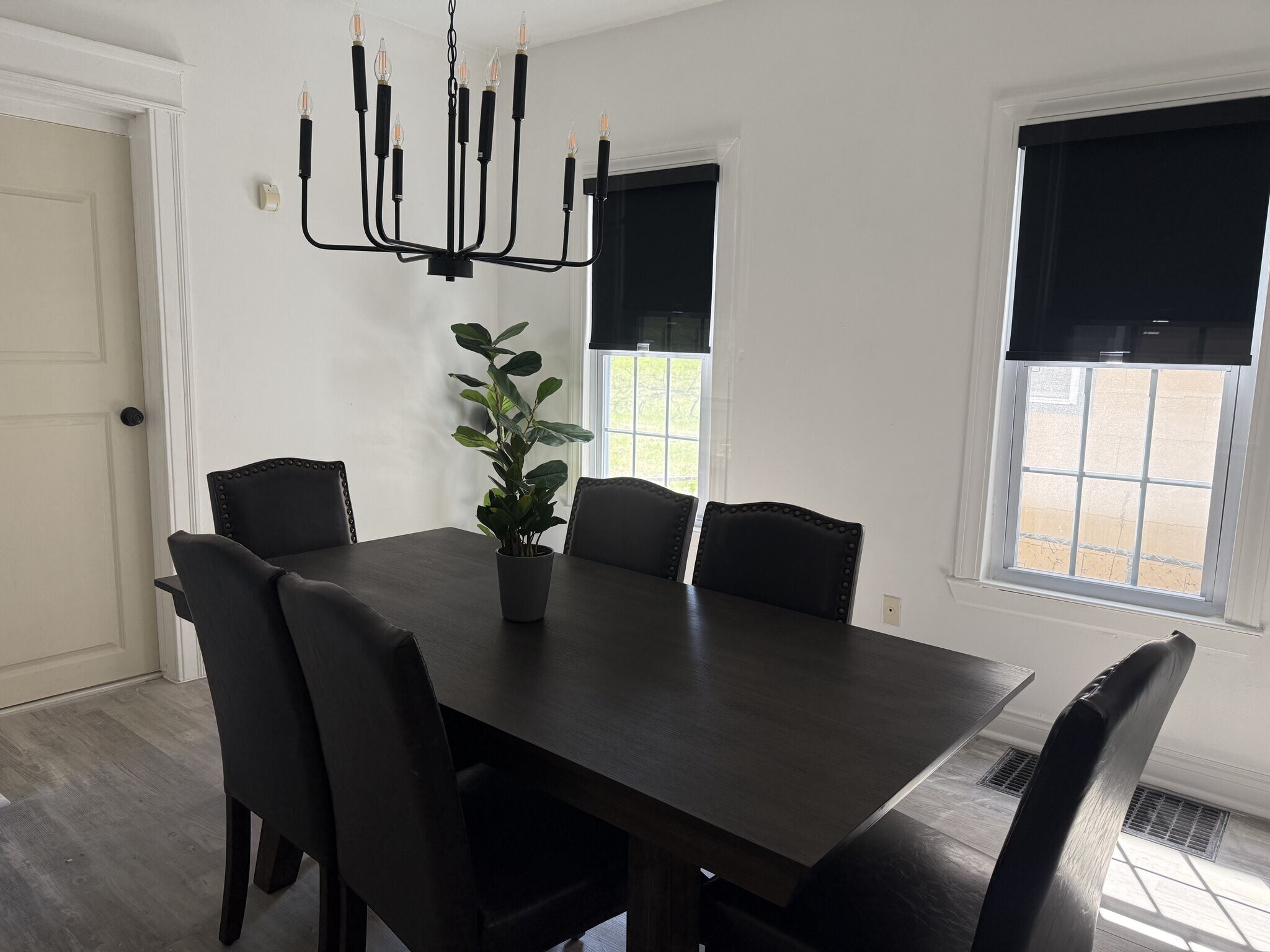 Building Photo - 366 Seward St