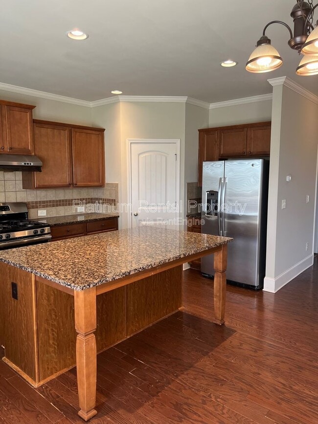 Building Photo - 4770 Leatherstone Way