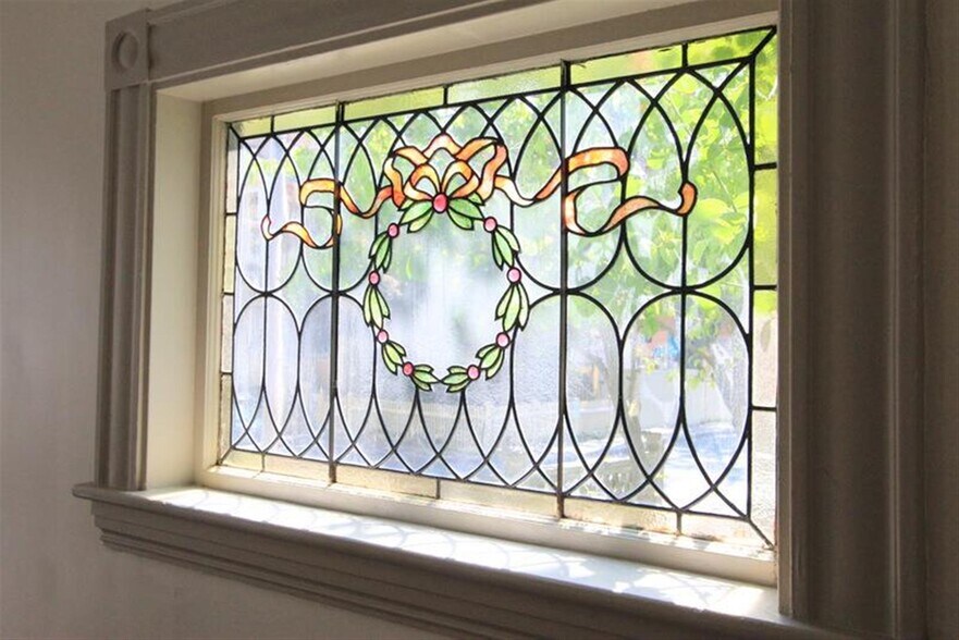 Building Photo - 12 Saginaw Ave