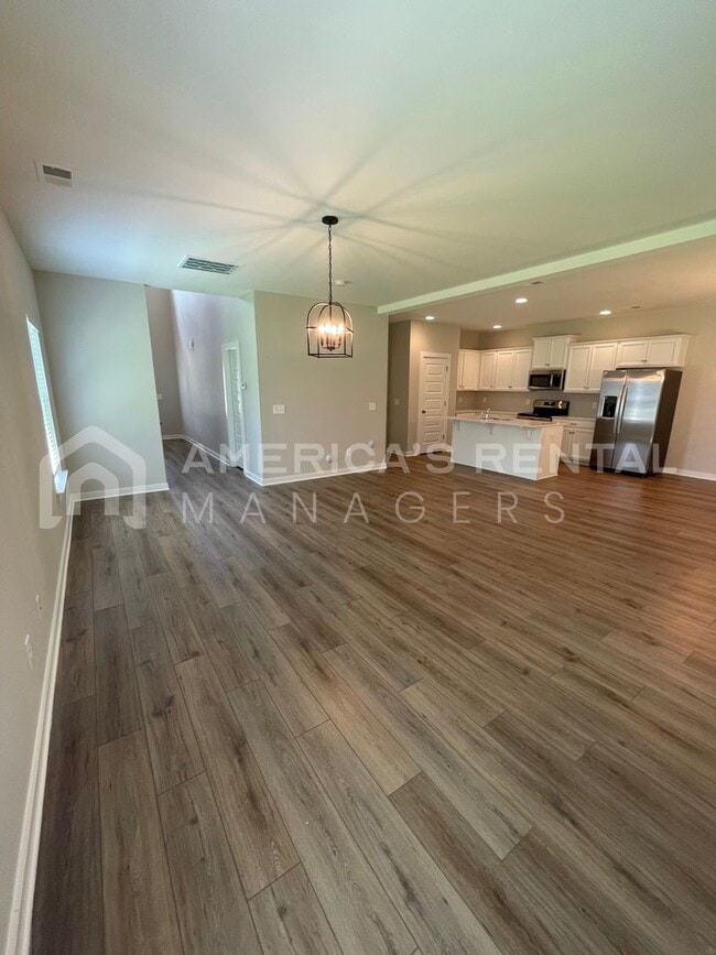Building Photo - 321 Shiloh Creek Dr
