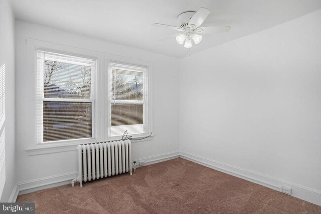 Building Photo - 1578 Old York Rd