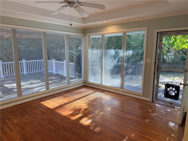 Building Photo - 1351 Old Johnson Ferry Rd NE