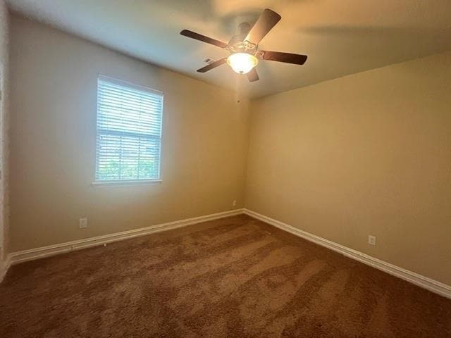 Building Photo - 4709 Bayview Dr