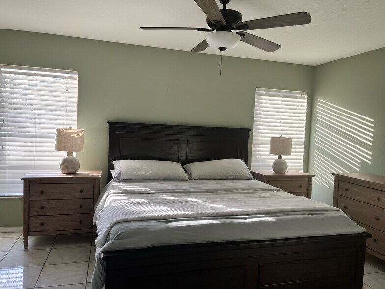 Building Photo - 111 Rosewood Ct