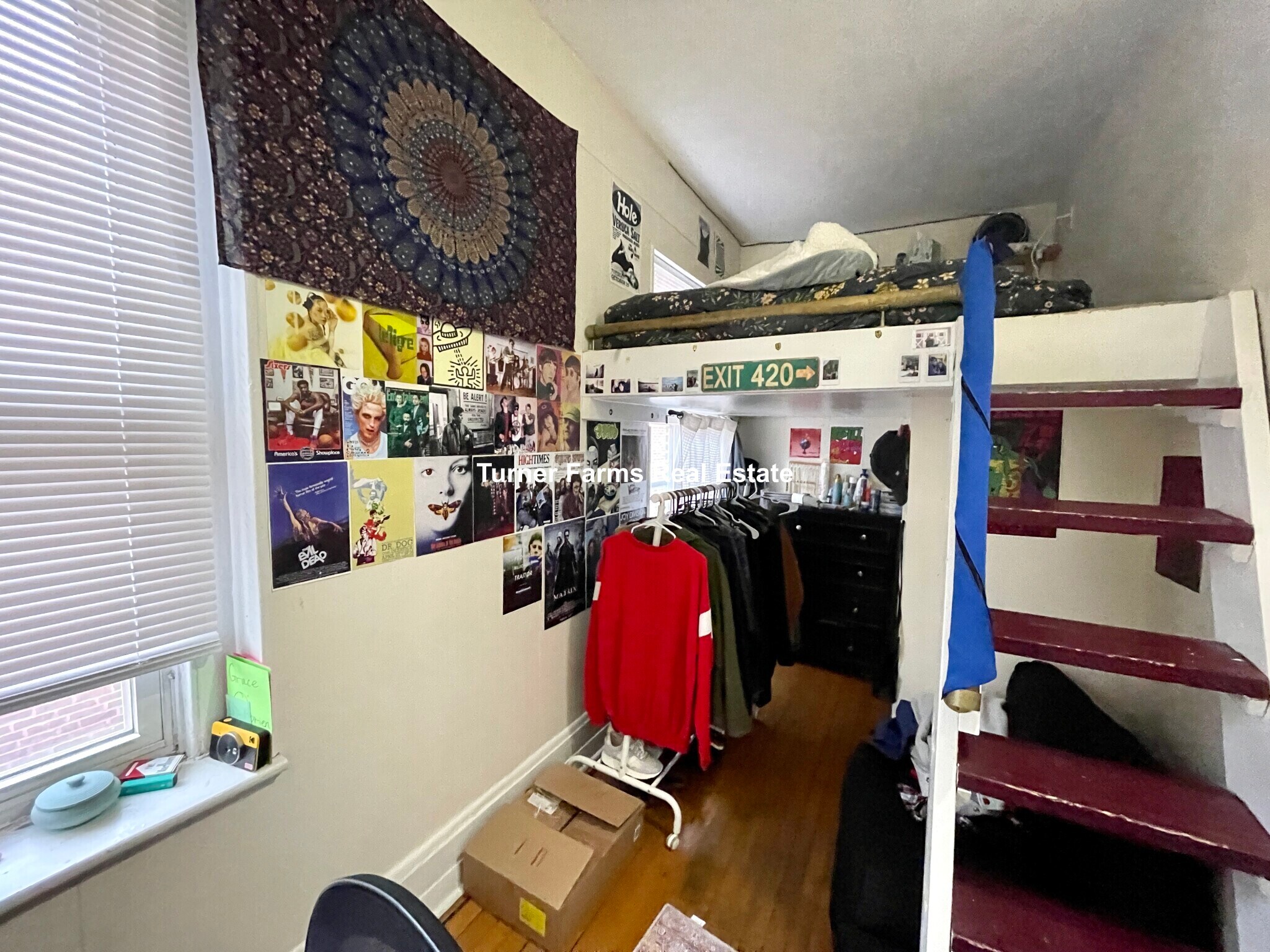 Building Photo - 15 Aberdeen St