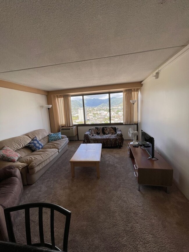 Building Photo - 2 Bed 2 Bath 1 Parking at Marco Polo Apart...