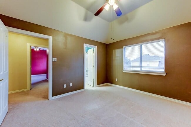 Building Photo - 5310 Lafayette Dr