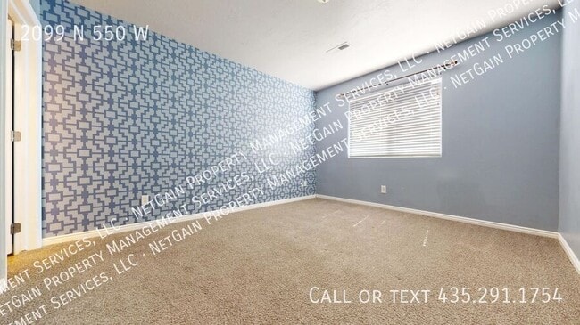 Building Photo - 2099 N 550 W