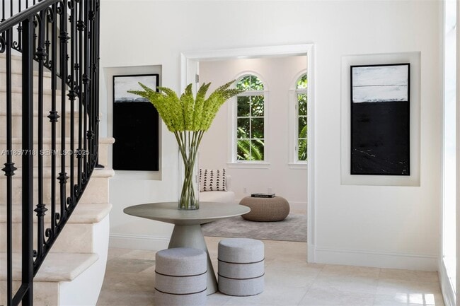 Building Photo - 9941 SW 60th Ct