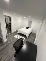 Building Photo - 82 Chapin St