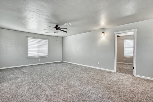 Building Photo - 7896 Enchanted Path Dr
