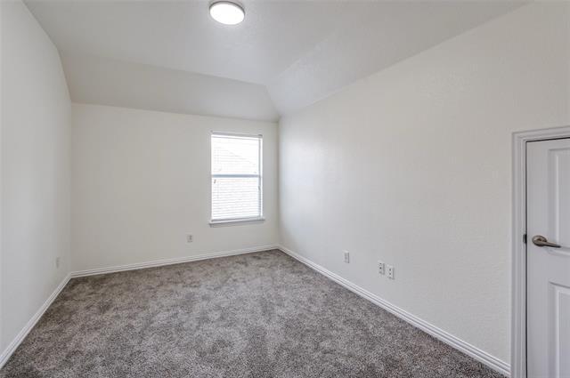 Building Photo - 305 Ferndale Dr