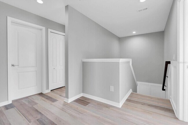 Building Photo - 1015 Windton Oak Dr