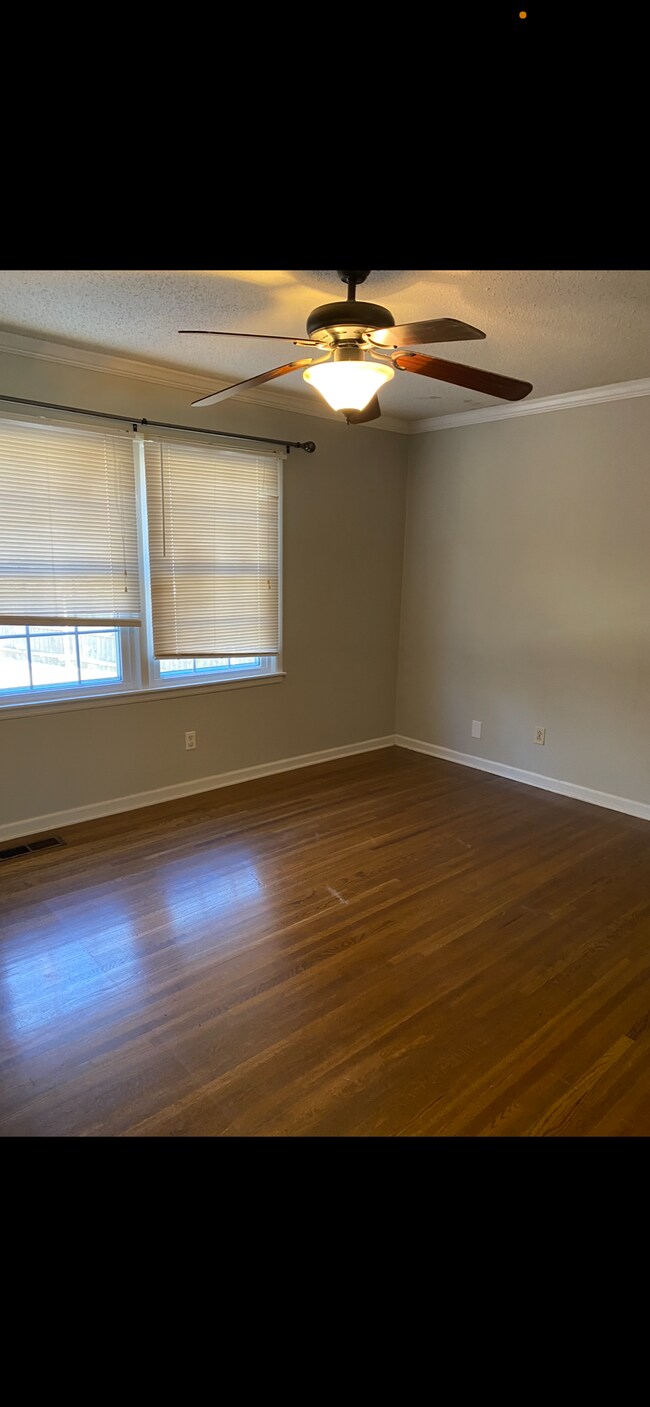 Building Photo - 8002 Greenwillow Ct SE