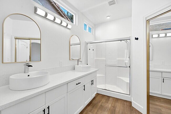 Building Photo - 10556 E Greenbury Way