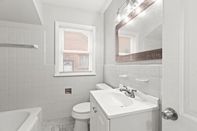 Building Photo - 5566 Haverhill St