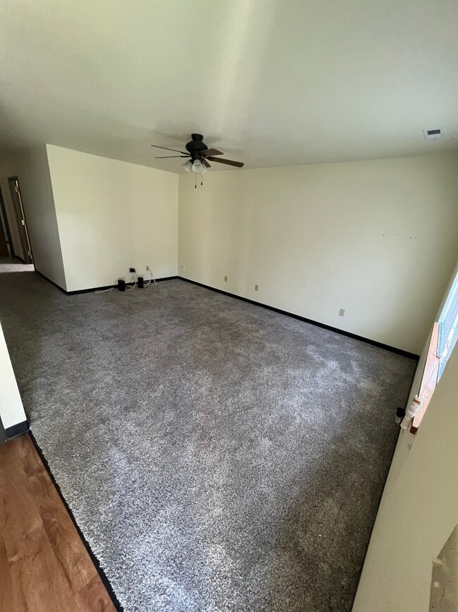 Living Room - 604 NE Douglas St