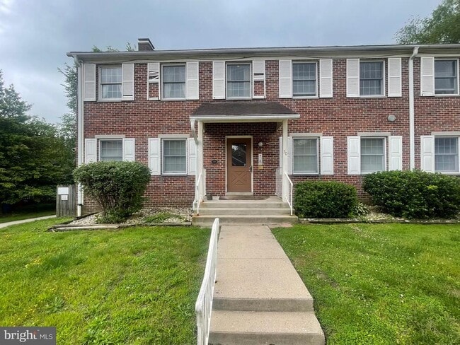 Primary Photo - 50 Brainerd St