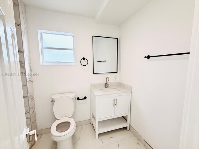 Building Photo - 3354 NW 50th St