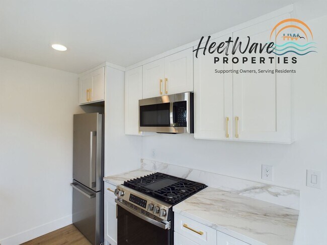 Building Photo - COMING SOON!!! Stunning Renovated Unit in Golden Hills: Modern Luxury at an Unbeatable Price!