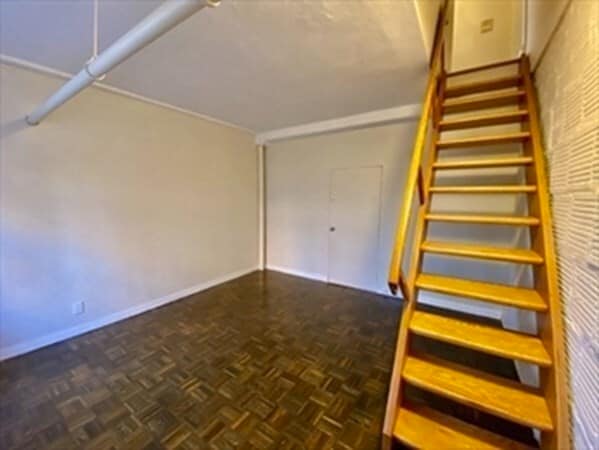 Building Photo - 205 Mt Auburn St