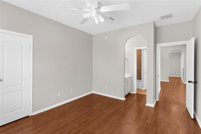 Building Photo - 20911 Lonely Star Ln
